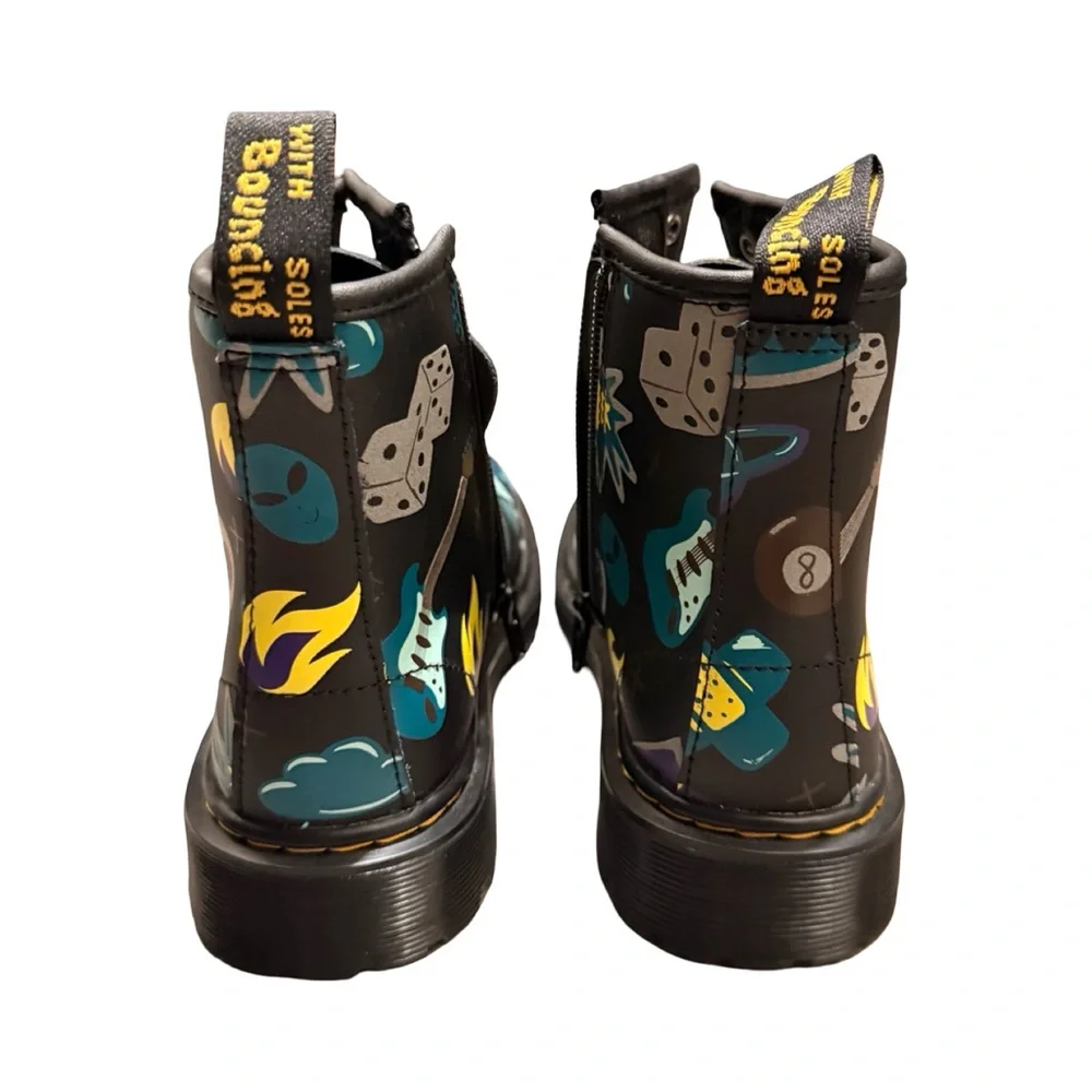 Dr. Martens 1460 Junior Sticker Print Hydro Leather Zip Boots‎ US 5 NWT